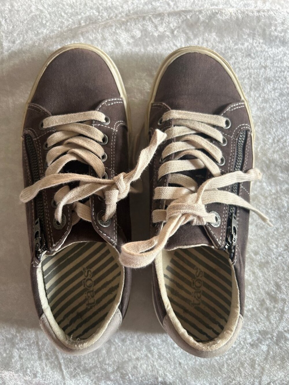 Taos Z Soul Sneakers Size 7 Women
